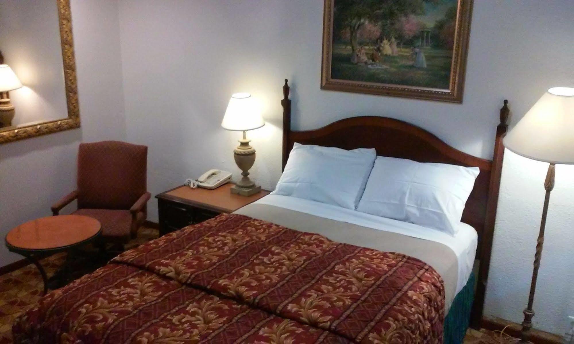 Economy Inn 파소 로블레스 외부 사진