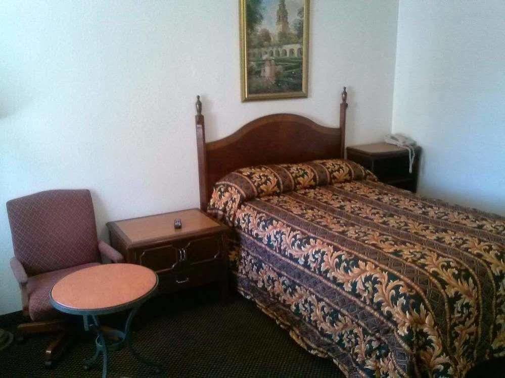 Economy Inn 파소 로블레스 외부 사진